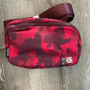 LULULEMON‎ everywhere belt bag Lunar New Year 2023